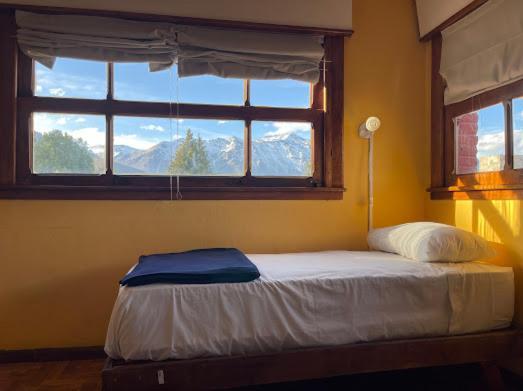 Pinto Casa Hostel & Bar Esquel Exterior photo